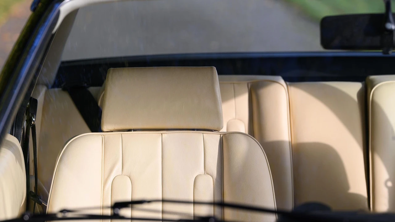 1983 Ferrari 400i - Image 14 of 31