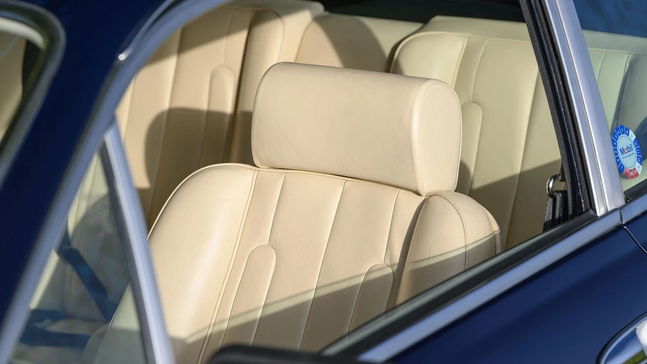 1983 Ferrari 400i - Image 15 of 31