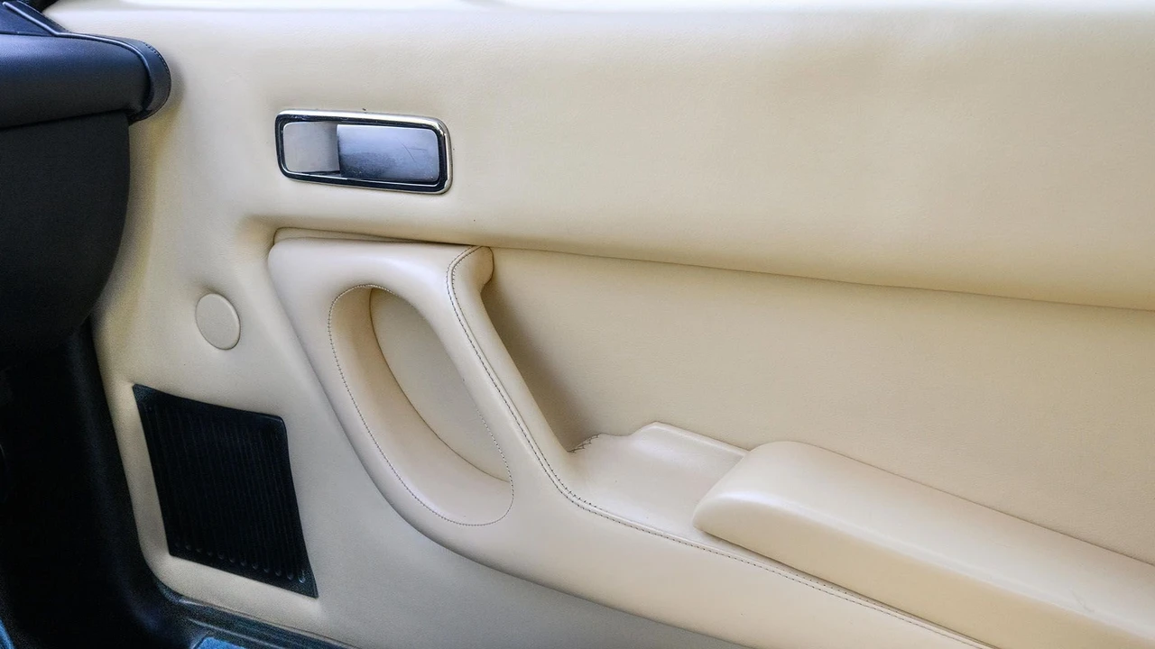 1983 Ferrari 400i - Image 28 of 31