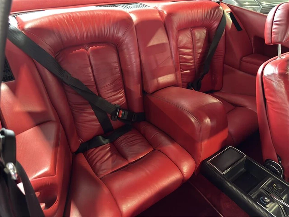 1983 Ferrari 400i - Image 15 of 24