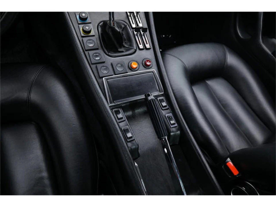 1983 Ferrari 400i - Image 28 of 31