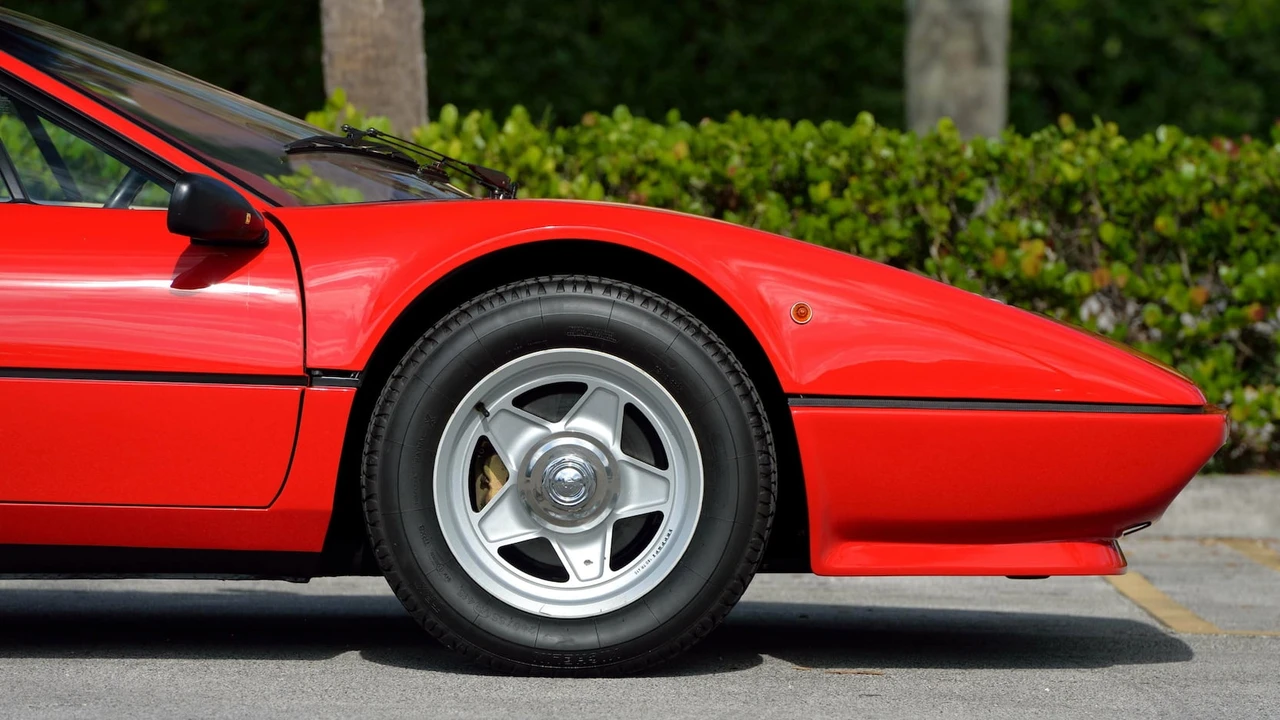 1983 Ferrari 512 BBi - Image 19 of 31