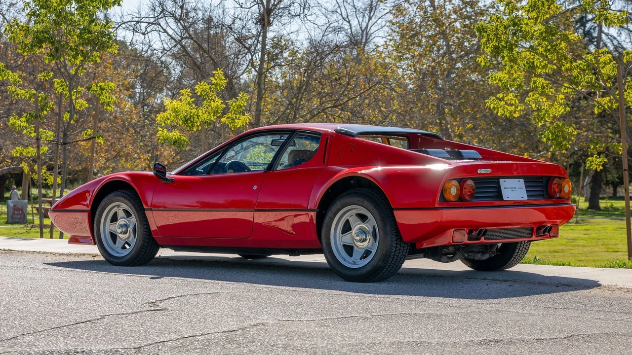 1983 Ferrari 512 BBi - Image 2 of 31