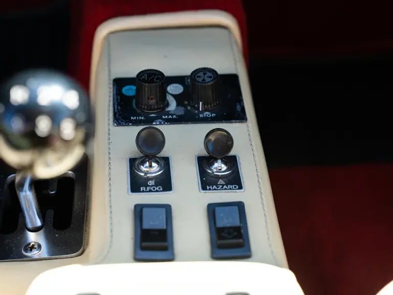 1983 Ferrari 512 BBi - Image 19 of 31