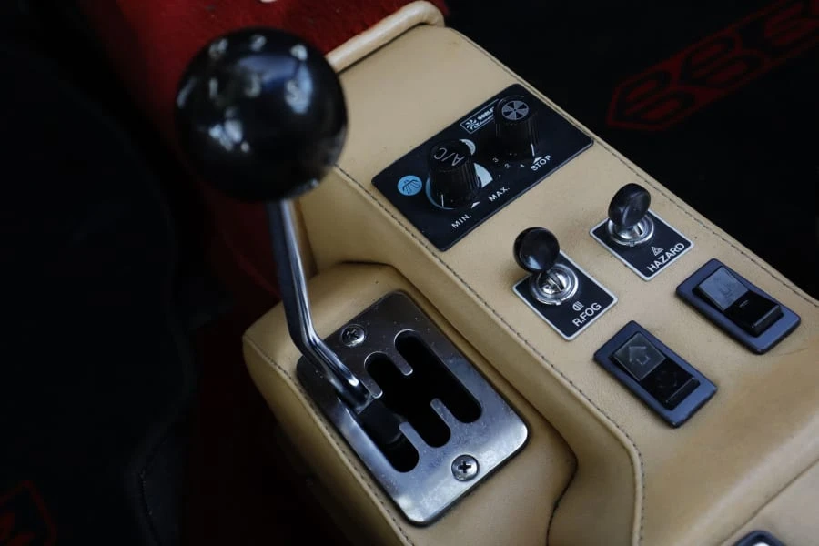 1983 Ferrari 512 BBi - Image 12 of 13