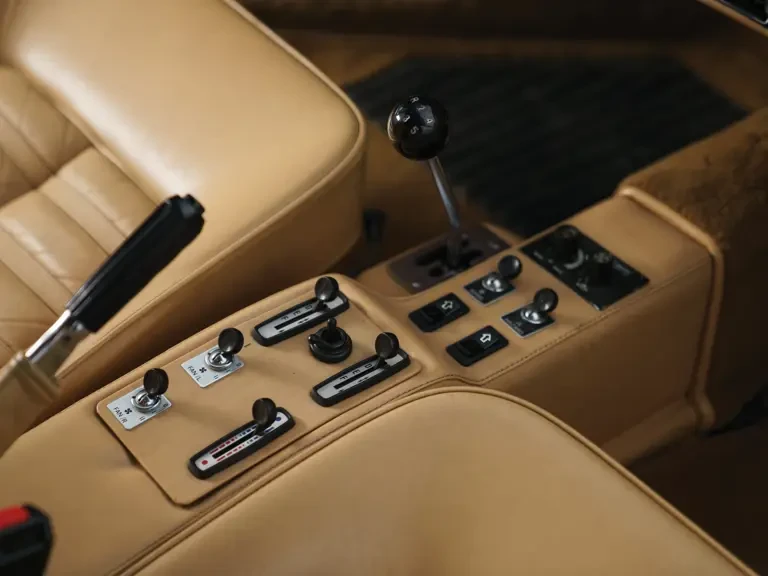 1983 Ferrari 512 BBi - Image 15 of 31