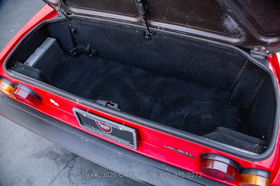 1983 Ferrari Mondial QV - Image 29 of 31