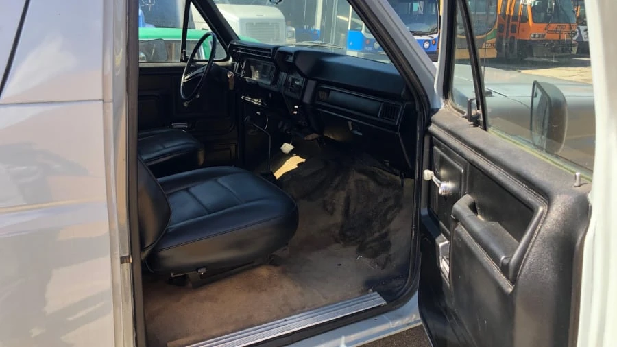 1983 Ford Bronco 3rd Gen - Image 4 of 10