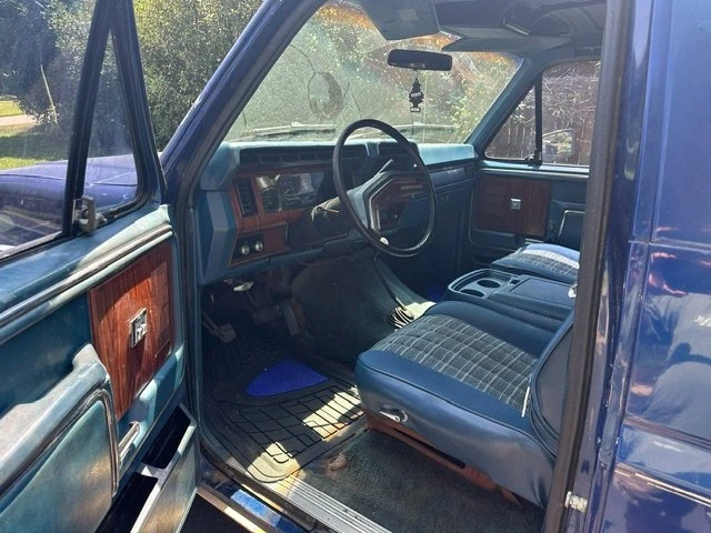 1983 Ford Bronco 3rd Gen - Image 8 of 17