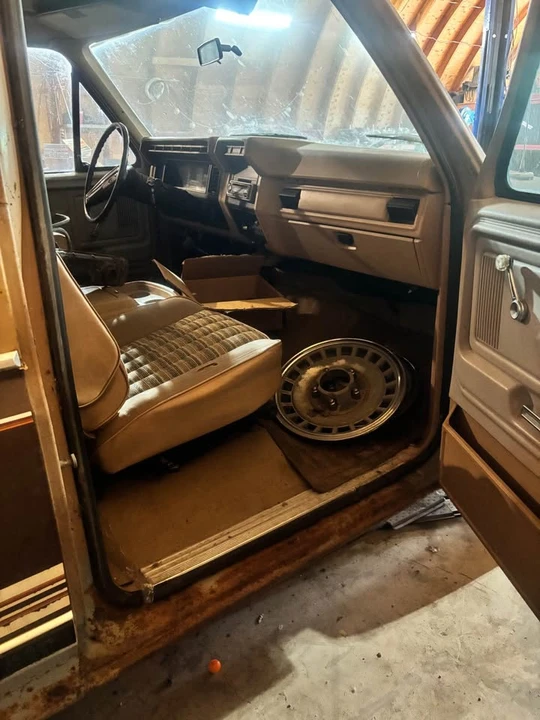 1983 Ford Bronco 3rd Gen - Image 6 of 13