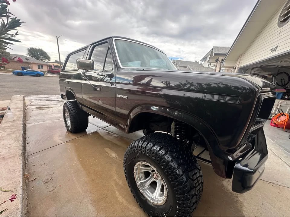 1983 Ford Bronco 3rd Gen - Image 2 of 9
