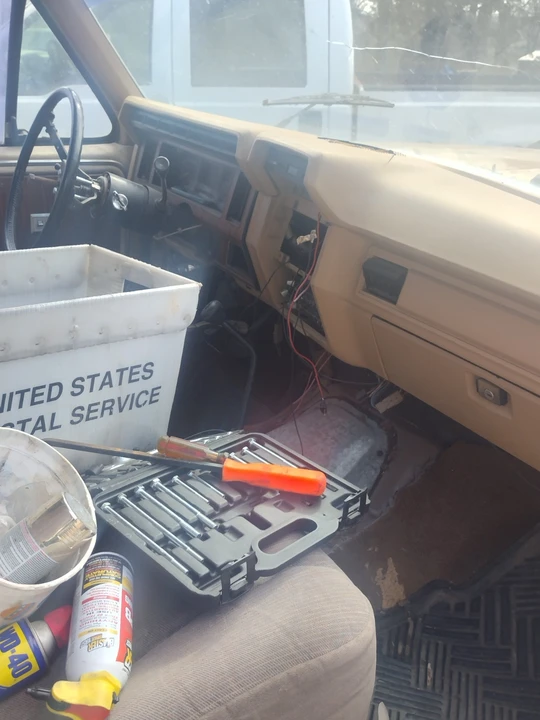1983 Ford Bronco 3rd Gen - Image 6 of 12