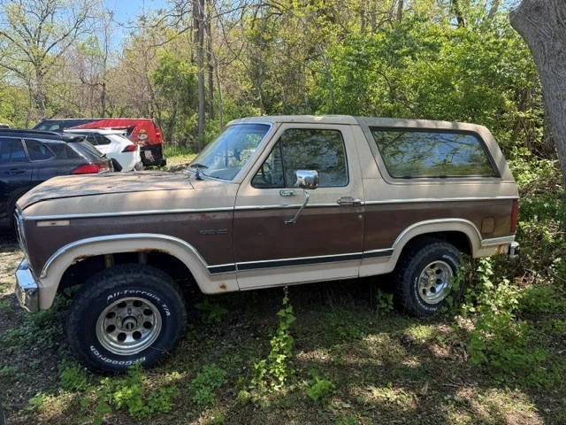1983 Ford Bronco 3rd Gen - Image 4 of 19