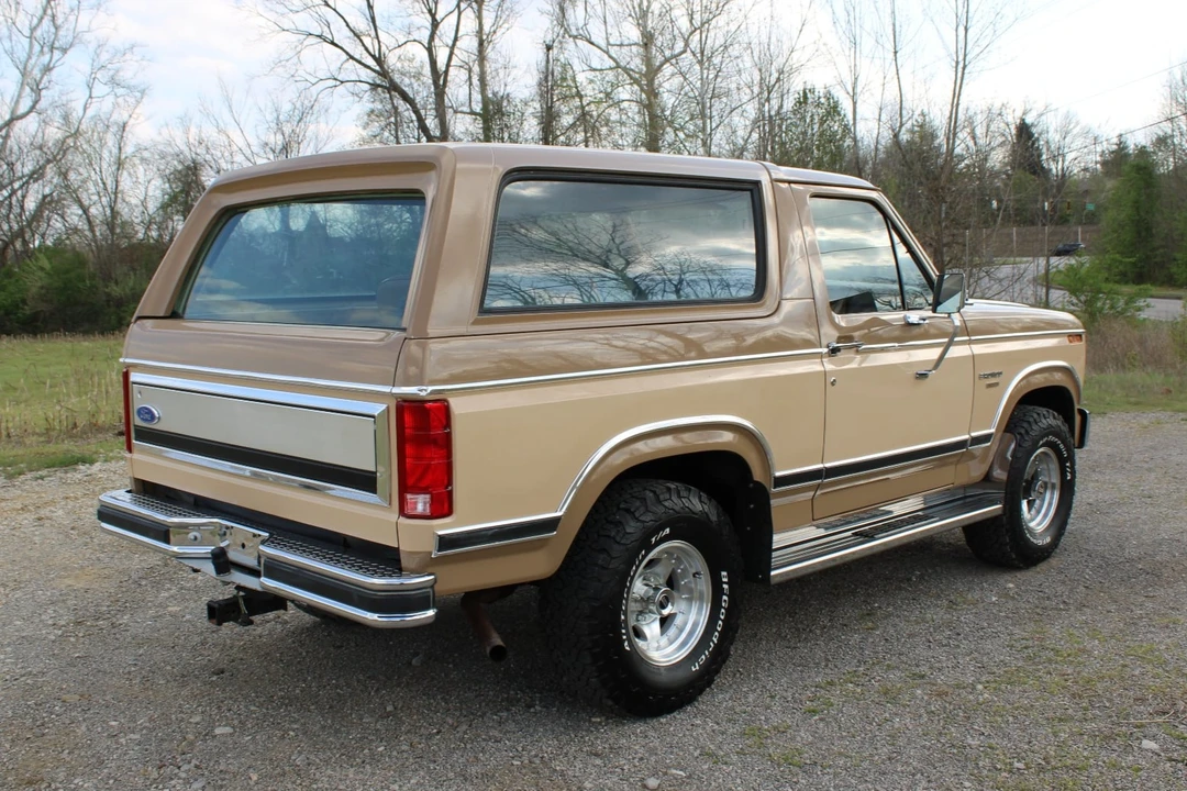 1983 Ford Bronco 3rd Gen - Image 2 of 7