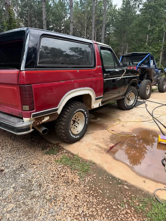 1983 Ford Bronco 3rd Gen - Image 3 of 18
