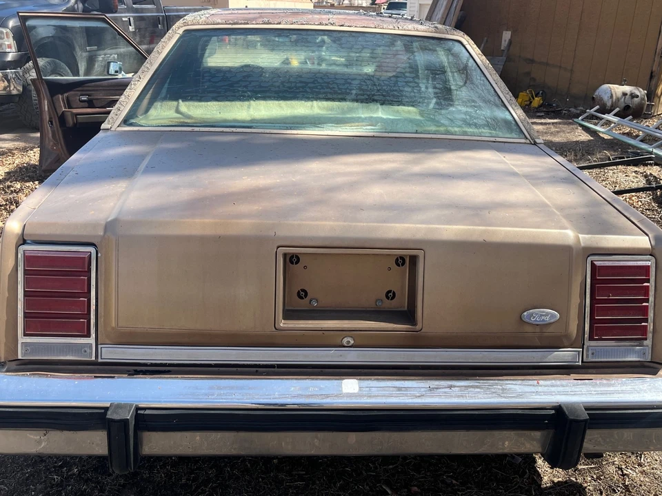 1983 Ford LTD - Image 16 of 21