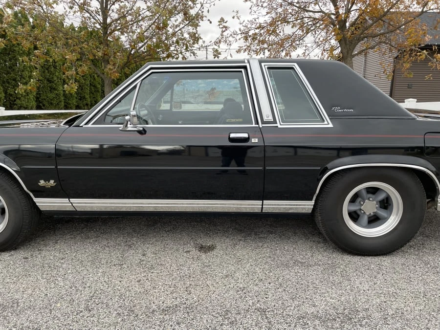 1983 Ford Crown Victoria - Image 19 of 31