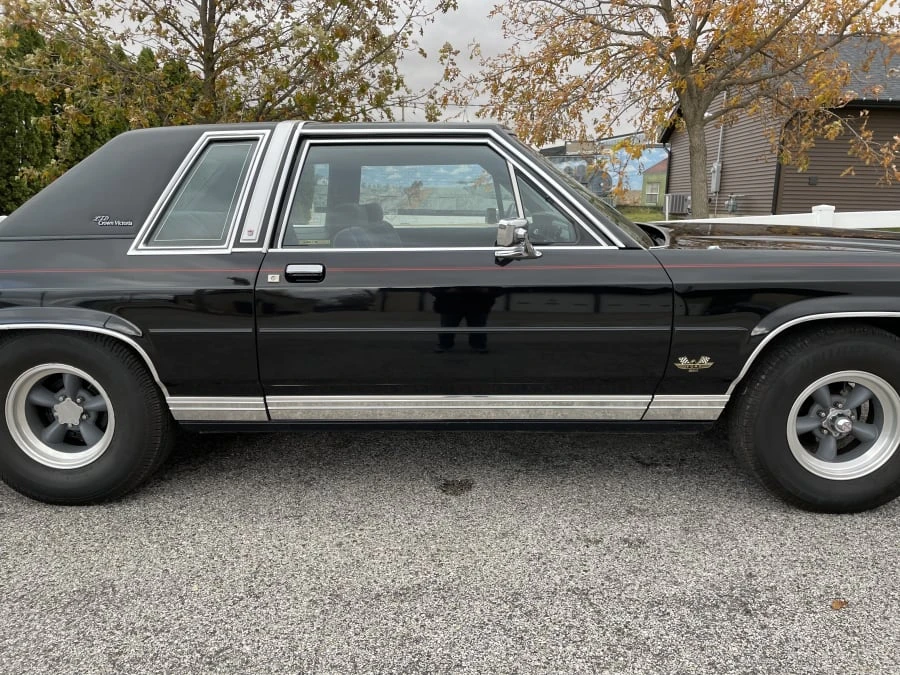 1983 Ford Crown Victoria - Image 18 of 31
