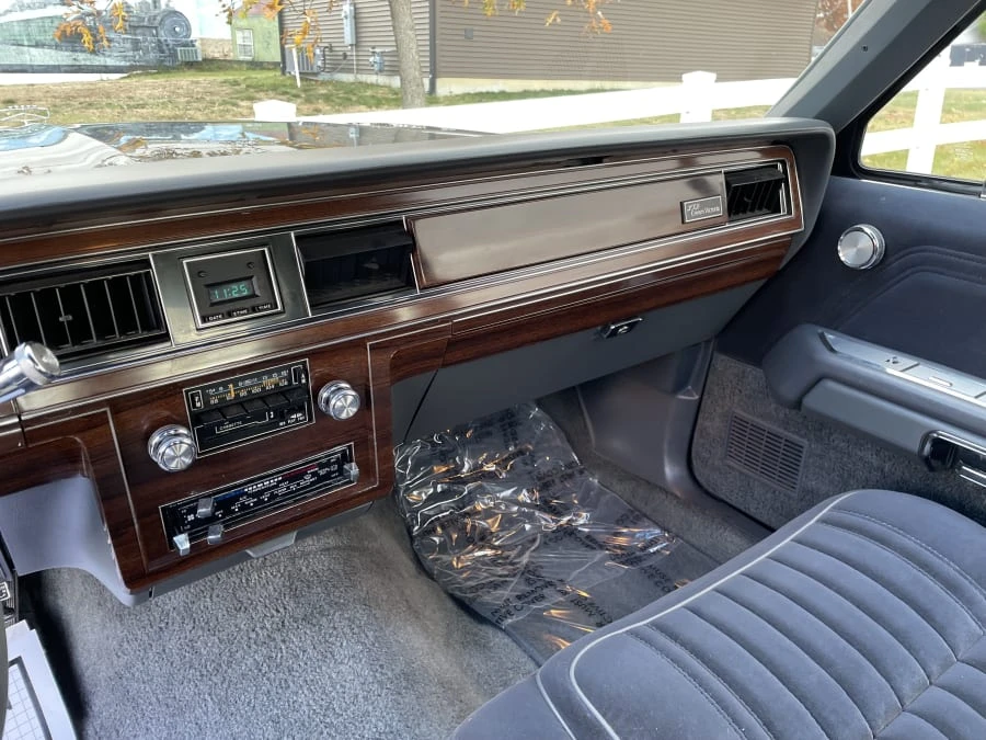 1983 Ford Crown Victoria - Image 28 of 31