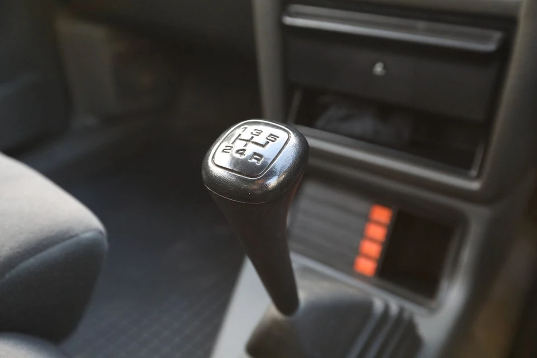 1983 Ford Escort - Image 28 of 30