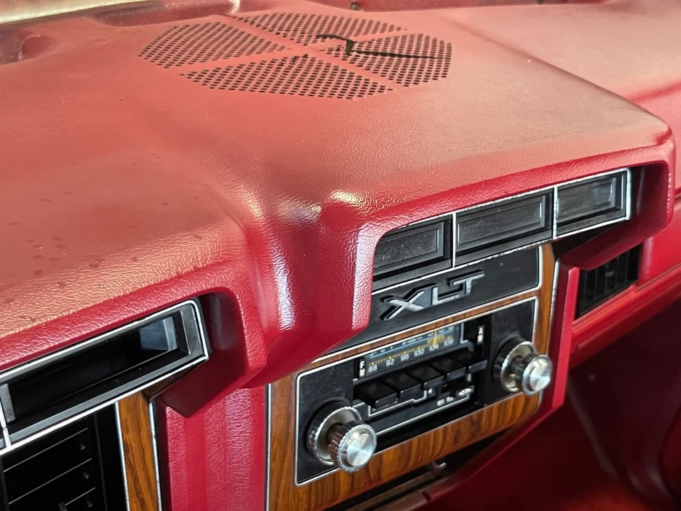 1983 Ford F-Series 6th Gen - Image 11 of 21