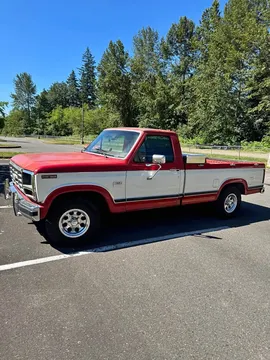 1983 Ford F150 XL Pickup 2D 8 ft