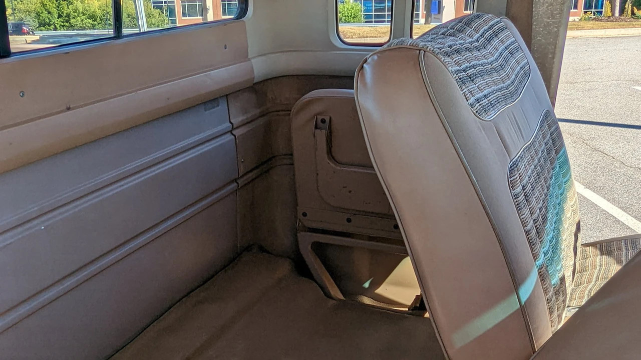 1983 Ford F-Series 7th Gen - Image 17 of 31