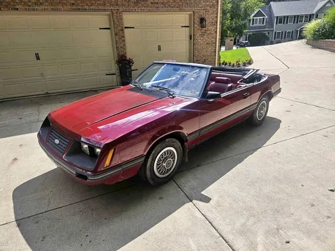 1983 Ford Mustang Convertible 2D
