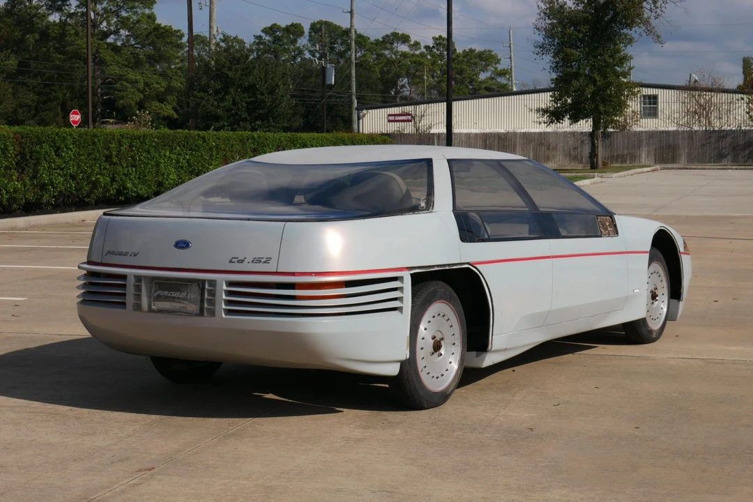 1983 Ford Probe - Image 2 of 8