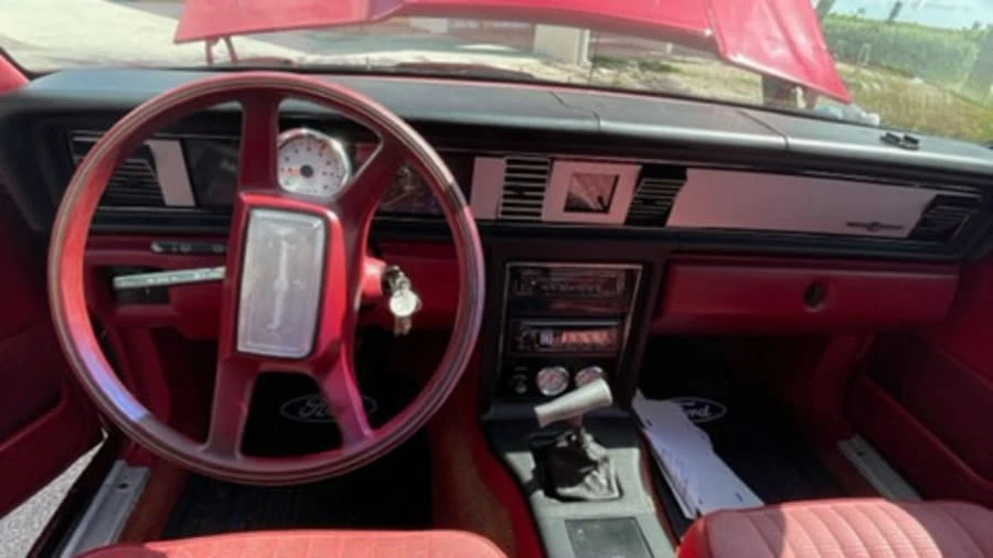 1983 Ford Thunderbird 9th Gen - Image 4 of 12