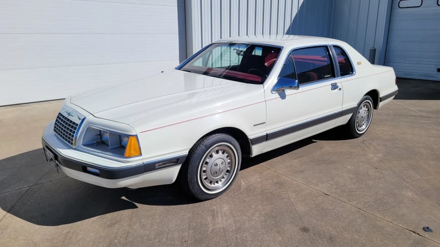 1983 Ford Thunderbird 9th Gen - Image 6 of 27