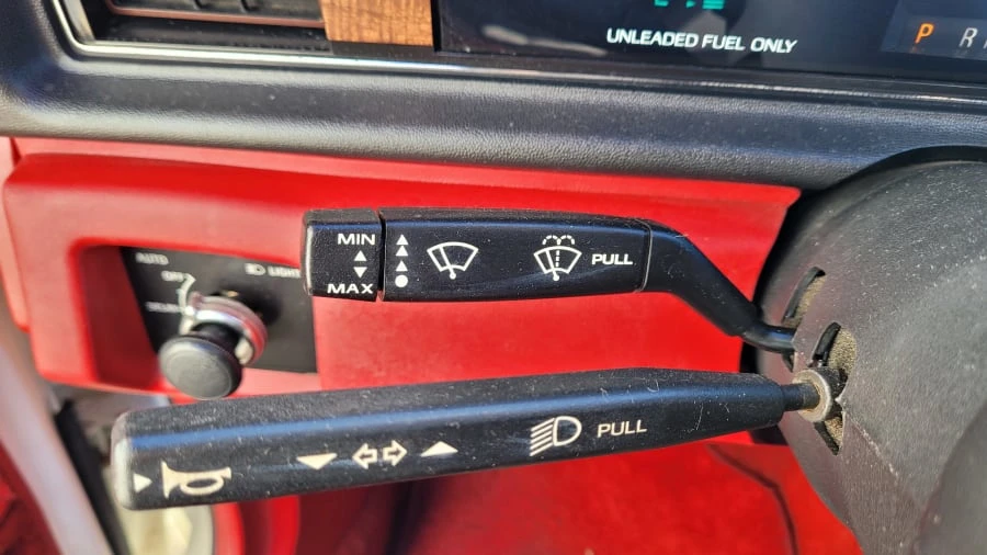 1983 Ford Thunderbird 9th Gen - Image 14 of 27