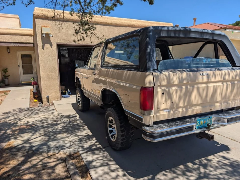 1983 Ford Bronco 3rd Gen - Image 3 of 7