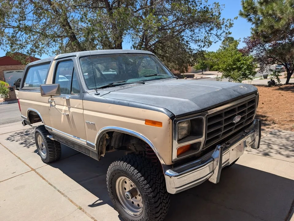 1983 Ford Bronco 3rd Gen - Image 2 of 7