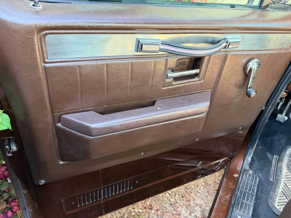 1983 GMC C/K 3rd Gen - Image 5 of 19
