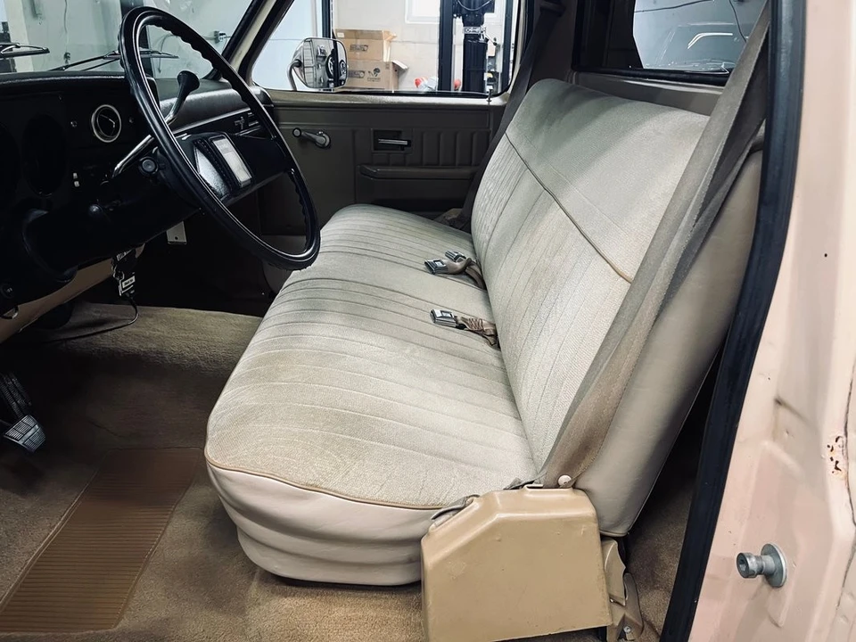 1983 GMC C/K 3rd Gen - Image 15 of 21