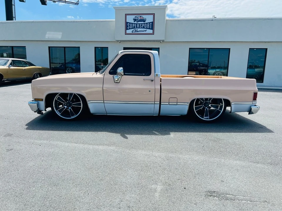 1983 GMC C/K 3rd Gen - Image 2 of 21