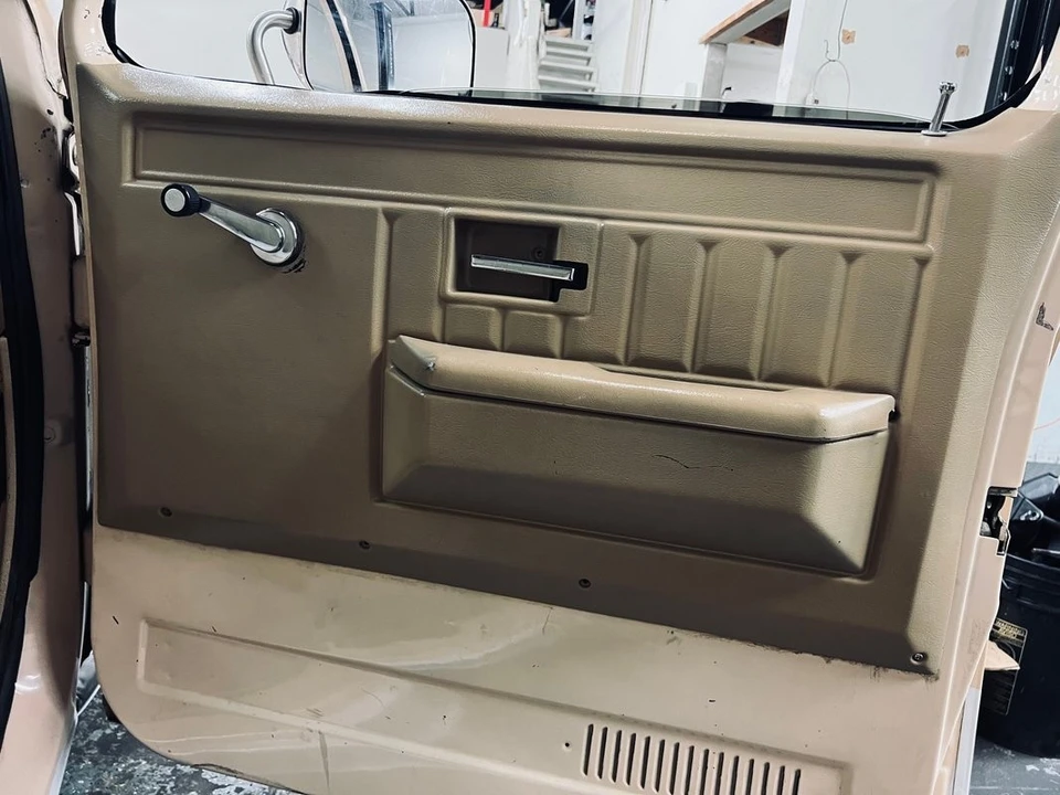1983 GMC C/K 3rd Gen - Image 18 of 21