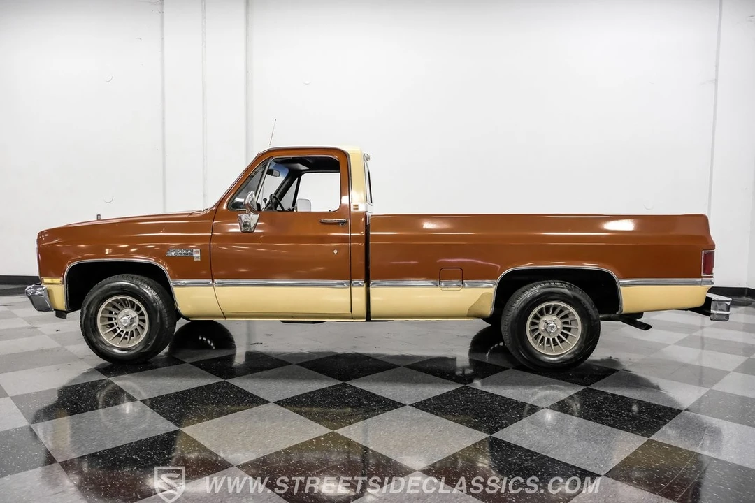 1983 GMC C/K 3rd Gen - Image 3 of 12