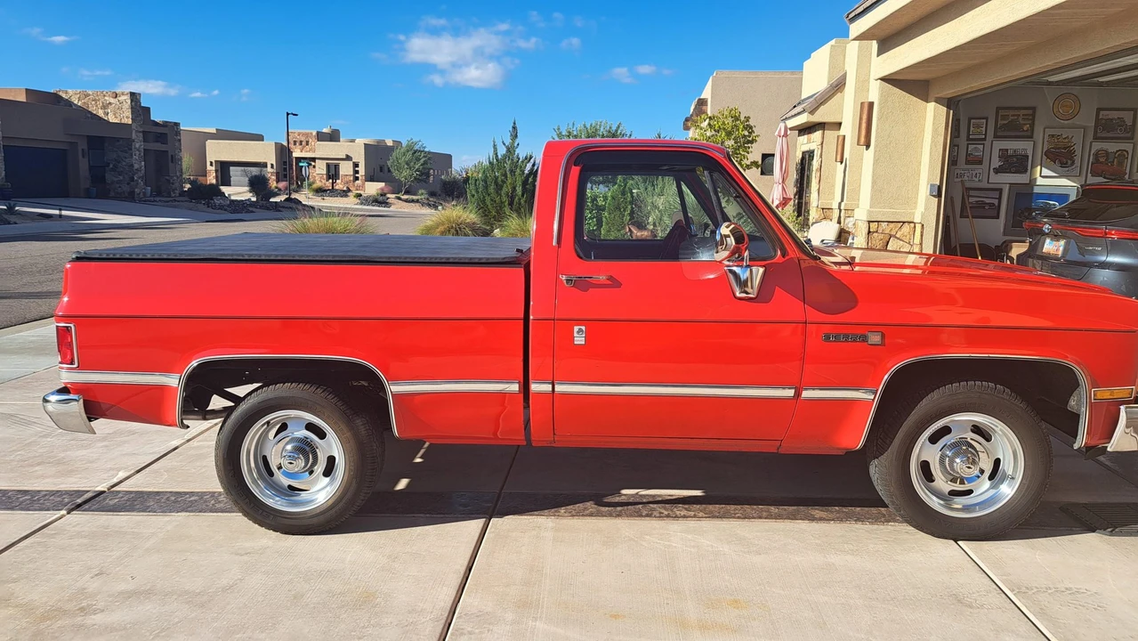 1983 GMC C/K 3rd Gen - Image 6 of 31