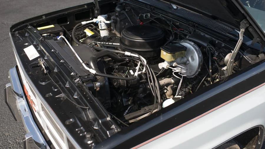 1983 GMC C/K 3rd Gen - Image 6 of 12
