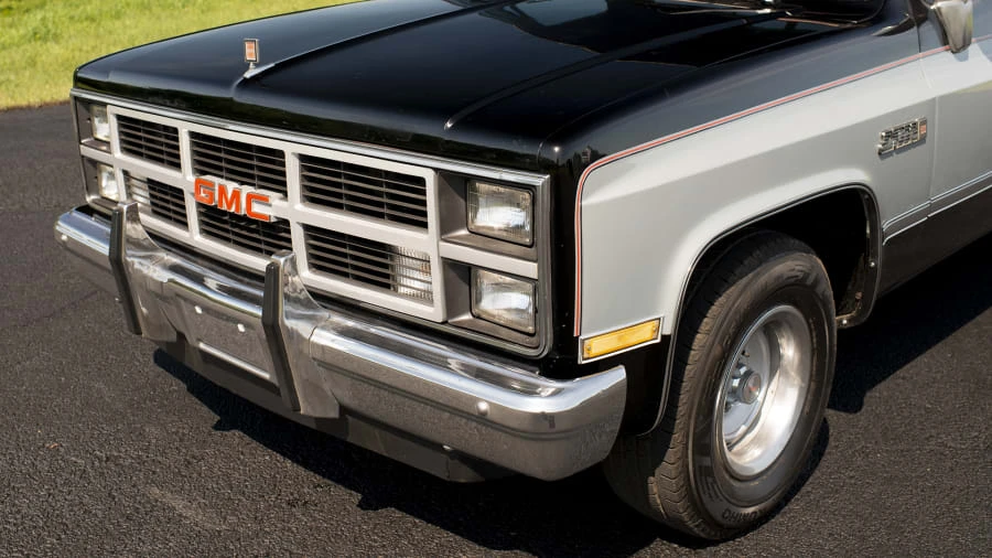 1983 GMC C/K 3rd Gen - Image 10 of 12