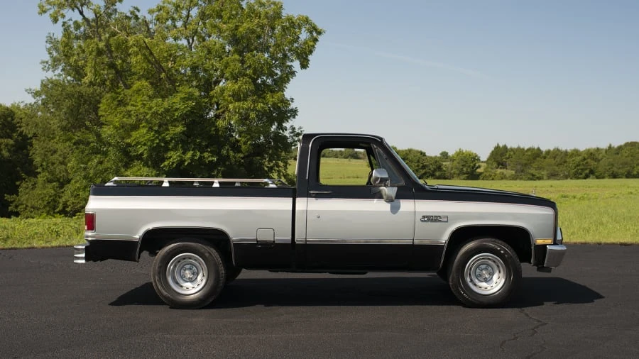 1983 GMC C/K 3rd Gen - Image 11 of 12
