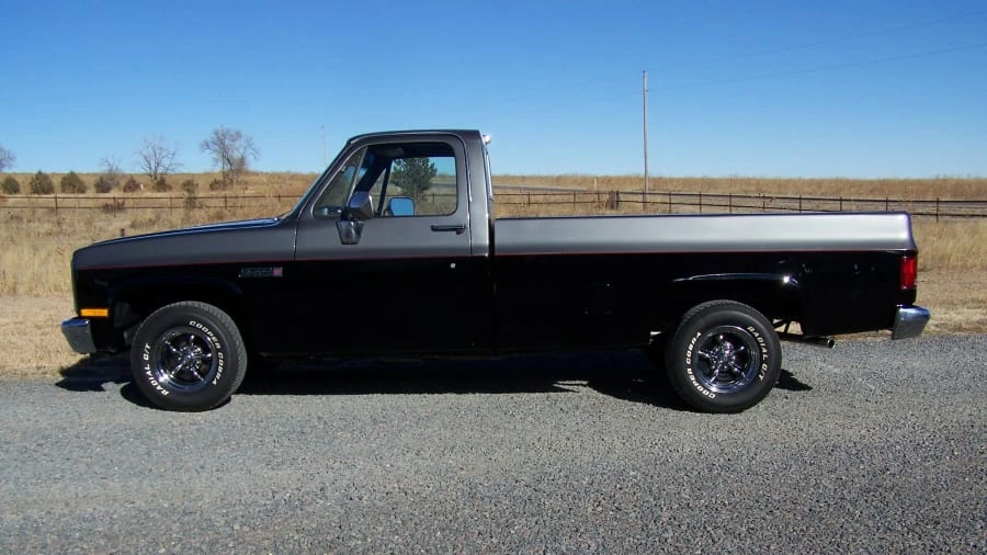 1983 GMC C/K 3rd Gen - Image 2 of 26
