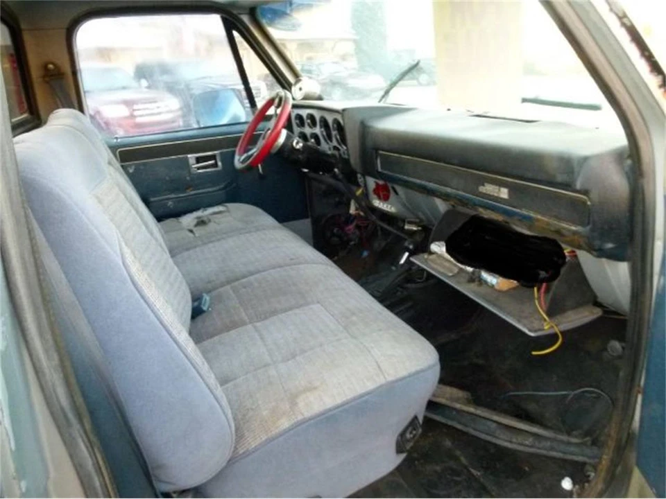 1983 GMC C/K 3rd Gen - Image 3 of 13