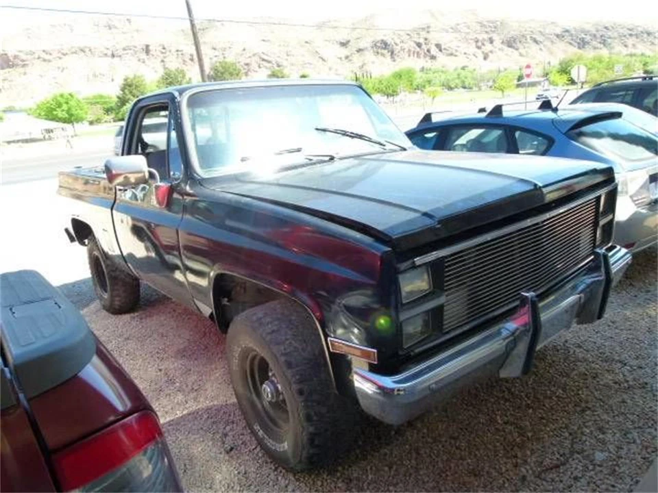 1983 GMC C/K 3rd Gen - Image 6 of 13