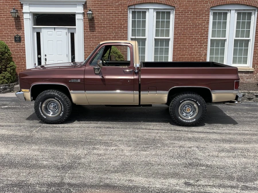1983 GMC C/K 3rd Gen - Image 2 of 8