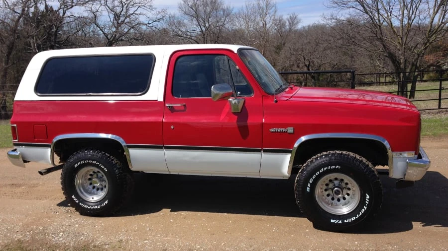 1983 GMC Jimmy 2nd Gen - Image 2 of 9