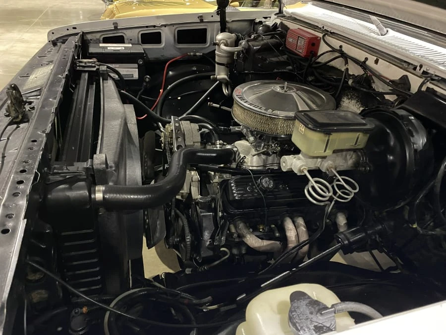 1983 GMC Jimmy 2nd Gen - Image 3 of 9