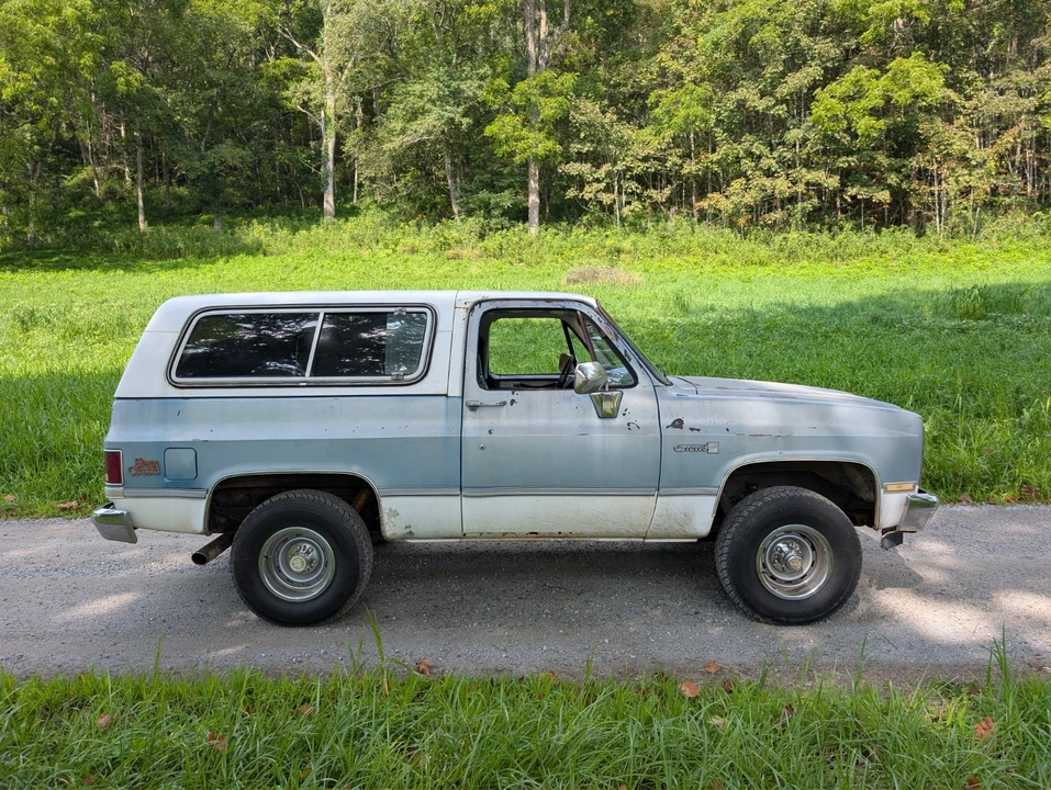 1983 GMC Jimmy 2nd Gen - Image 7 of 17
